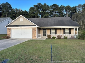 1109 Screech Owl Dr, Hope Mills, NC 28348