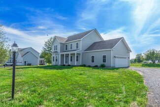16 Pheasant Ln, Valatie, NY 12184