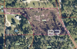 15423 River Rd, Fairhope, AL 36532