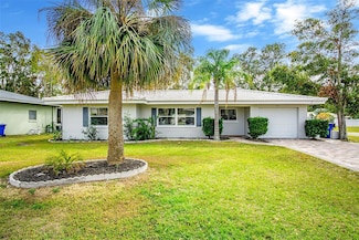 915 Virginia St, Dunedin, FL 34698