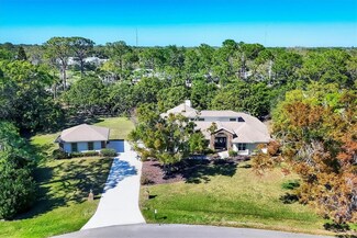 4942 Hidden Oaks Ln, Sarasota, FL 34232