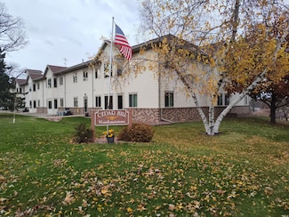 509 6th Ave W Unit 105, Alexandria, MN 56308