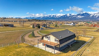 5620 Fairview Ln, Florence, MT 59833
