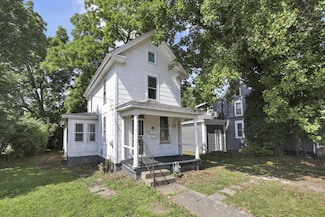 141 W Waterloo St, Canal Winchester, OH 43110