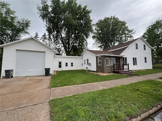 807 W Buckman St, Augusta, WI 54722