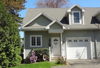 49 Camden St Unit 49, South Hadley, MA 01075