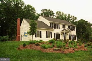 9225 Davis Dr, Lorton, VA 22079