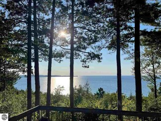 2 Vantage Pointe, Glen Arbor, MI 49636