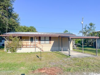110 Cypress St, Crescent City, FL 32112