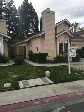 137 Schott St, San Jose, CA 95116