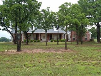169878 Lakeview Dr, Marlow, OK 73055