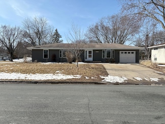 9101 Northwood Pkwy, New Hope, MN 55427