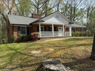 618 Burke Trail, Thomasville, NC 27360