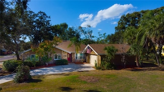 547 Oleander Way S, Saint Petersburg, FL 33707