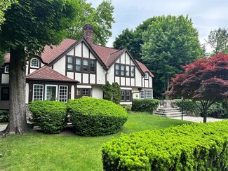9 Vine St, Bronxville, NY 10708