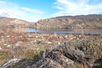 5 Boulder Gulch Loop, Pateros, WA 98846