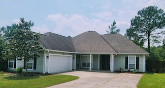 121 Crab Apple Ave, Crestview, FL 32536