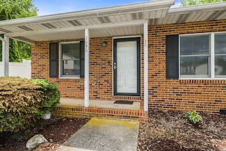 2090 Annandale Ct, Harrisonburg, VA 22801