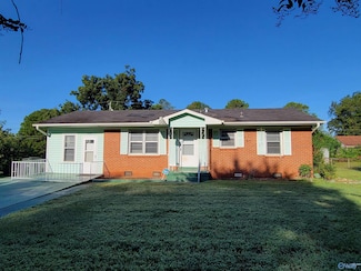 3107 Stewart St NW, Huntsville, AL 35810