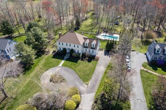12 Apple Ridge Dr, Natick, MA 01760