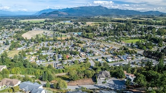 788 Overlook Ln, Burlington, WA 98233