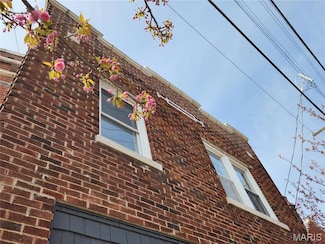 4713 Virginia Ave, Saint Louis, MO 63111