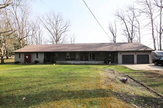 22707 Riverside Dr, Mendon, MI 49072