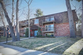 217 Fair St Unit 4, Traverse City, MI 49686