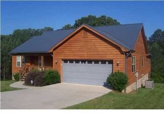 296 Mountain View Cir, Ocoee, TN 37361