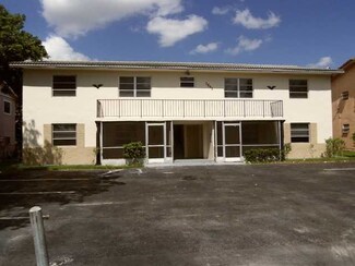 7541 NW 44th Ct, Coral Springs, FL 33065