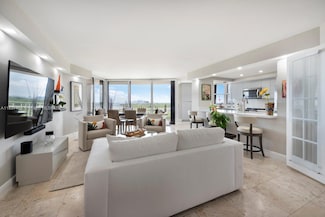 2000 Towerside Terrace Unit 1512, Miami, FL 33138
