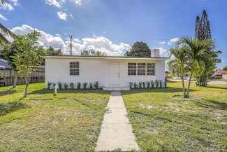 646 Aspen Rd, West Palm Beach, FL 33409