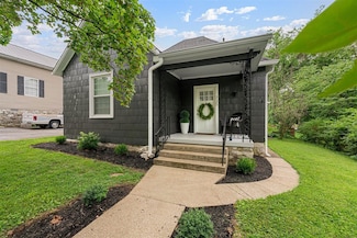 735 E 11th Ave, Bowling Green, KY 42101