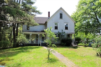 72 Phillips St, Hanson, MA 02341