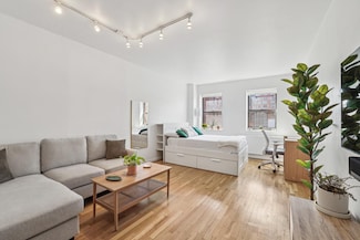 186 W 80th St Unit 7F, New York, NY 10024
