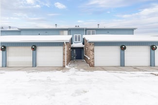 155 E San Marnan Dr Unit 2, Waterloo, IA 50702