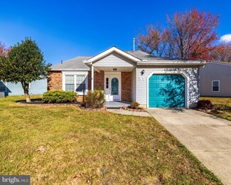 31 Lakebridge Dr, Woodbury, NJ 08096