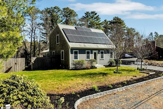 51 Buccaneer Way, Mashpee, MA 02649