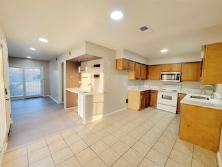 5722 Marvin Loving Dr Unit 228, Garland, TX 75043