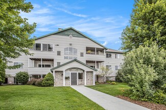 6577 Clover Ct SE Unit 203, Caledonia, MI 49316