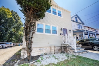 28 Montgomery St, Bloomfield, NJ 07003