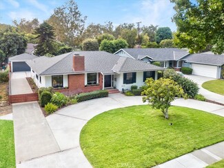 2510 Poinsettia St, Santa Ana, CA 92706