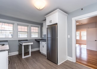 1087 Main St Unit 2, Waltham, MA 02451