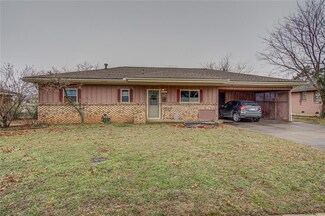 1212 Avondale Dr, Norman, OK 73069
