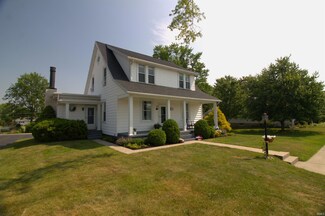 250 W Wright Ave, Upland, IN 46989