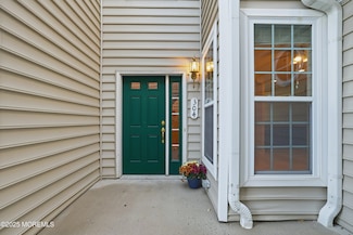304 April Way Unit 304, Middletown, NJ 07748