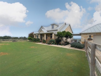 1130 Crownover Ln, Round Mountain, TX 78663