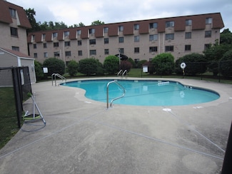 119 Grove St Unit 245, Rockland, MA 02370