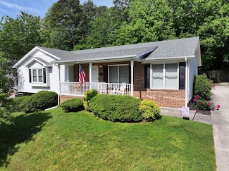 266 Robinwood Place, Danville, VA 24540