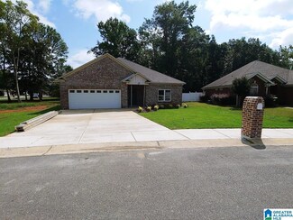 24 Ashton Cir, Sylacauga, AL 35150